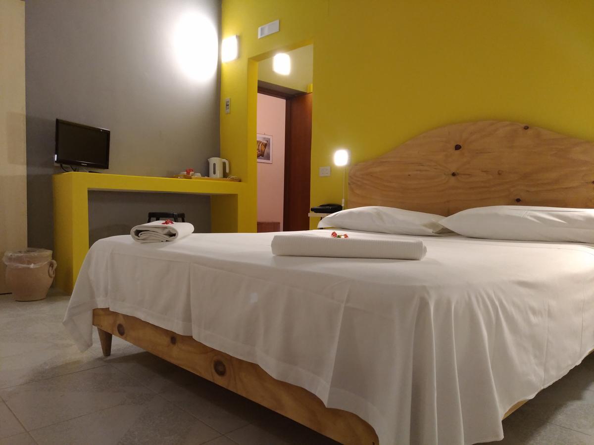 Hotel Villa Pirotta Sannicandro di Bari Extérieur photo