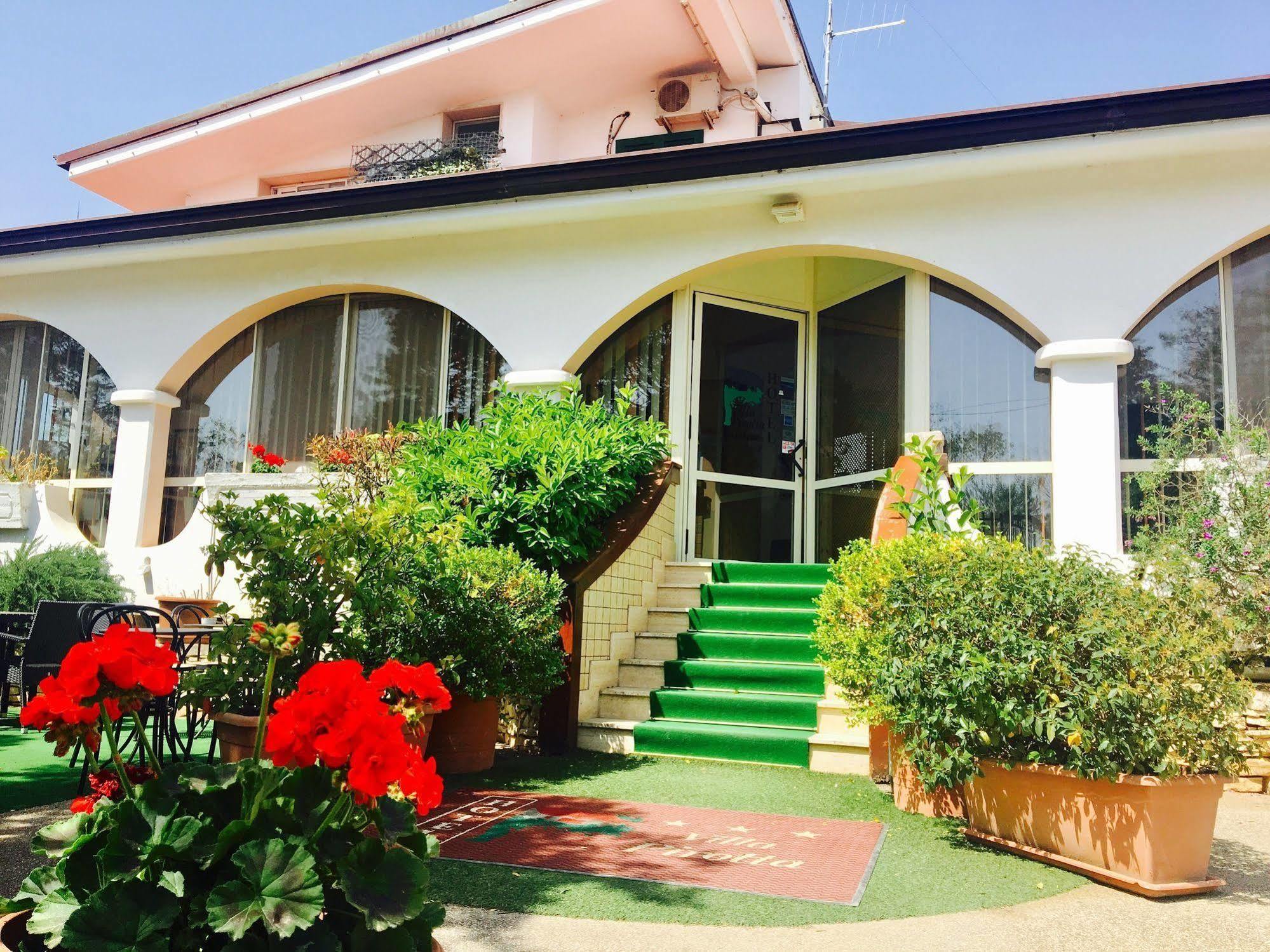 Hotel Villa Pirotta Sannicandro di Bari Extérieur photo